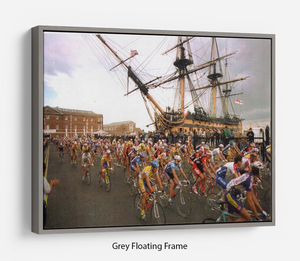 Tour de France in Portsmouth Floating Frame Canvas - Canvas Art Rocks - 3