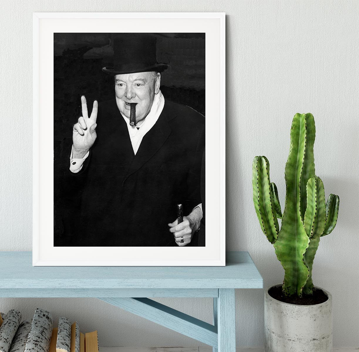 Winston Churchill giving the victory sign Framed Print - Canvas Art Rocks - 5