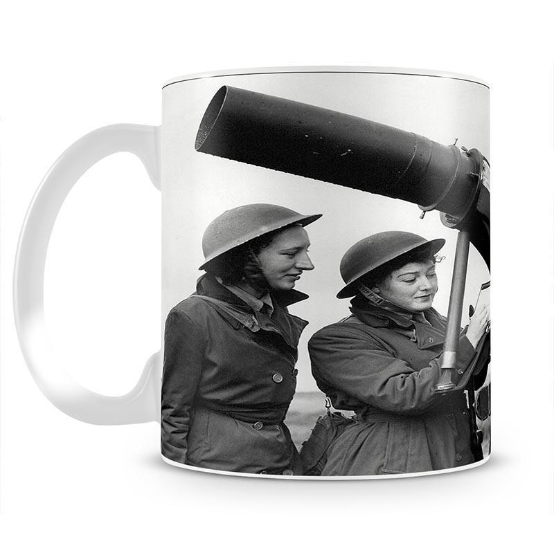 Women soldiers take aim WW2 Mug - Canvas Art Rocks - 2